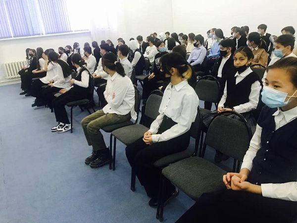 жастарға апат бола қалған жағдайда алғашқы көмек көрсету шараларын үйрету