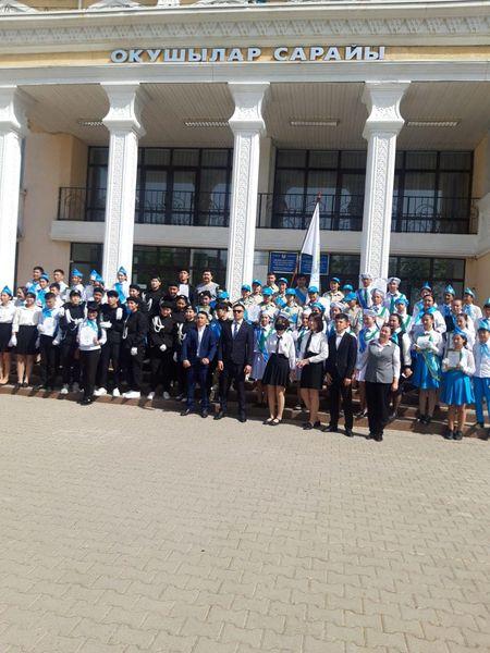 “Ең үздік ту ұстаушылар және барабаншылар”