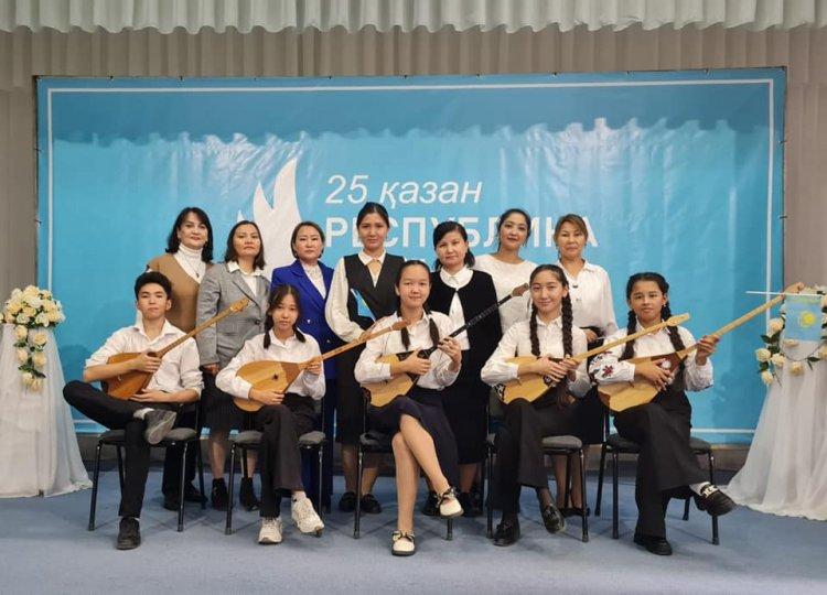 25 қазан - Республика күні баршаңызға құтты болсын!