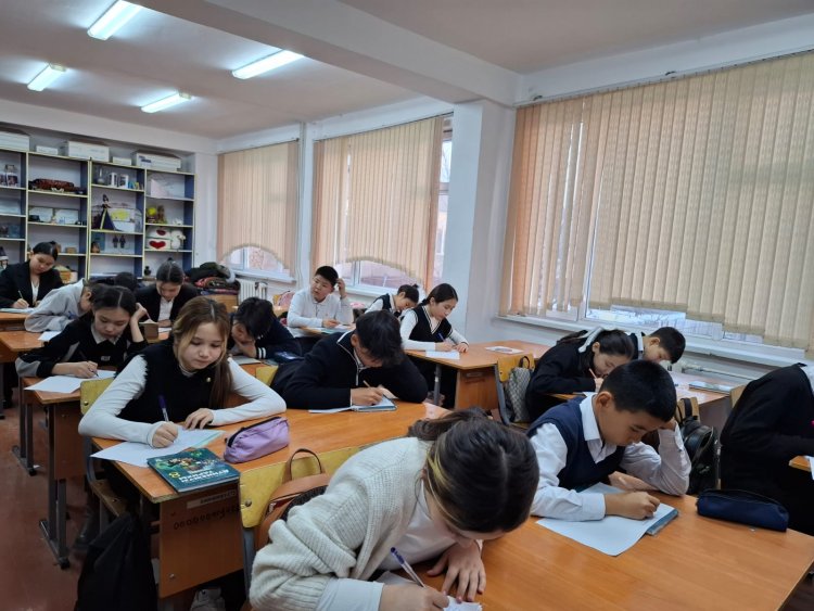 Мамандық таңдау- адам өміріндегі маңызды қадам.