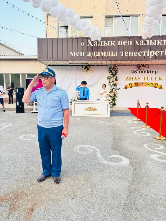 Бітірушілеріне аттестат табыстау салтанатты іс-шарасы өтті